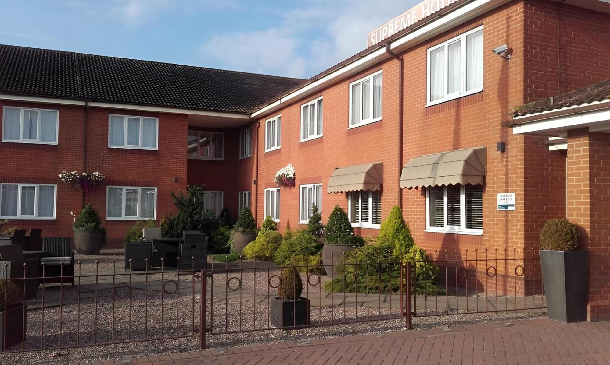 Supreme Inn Boston Swineshead 외부 사진