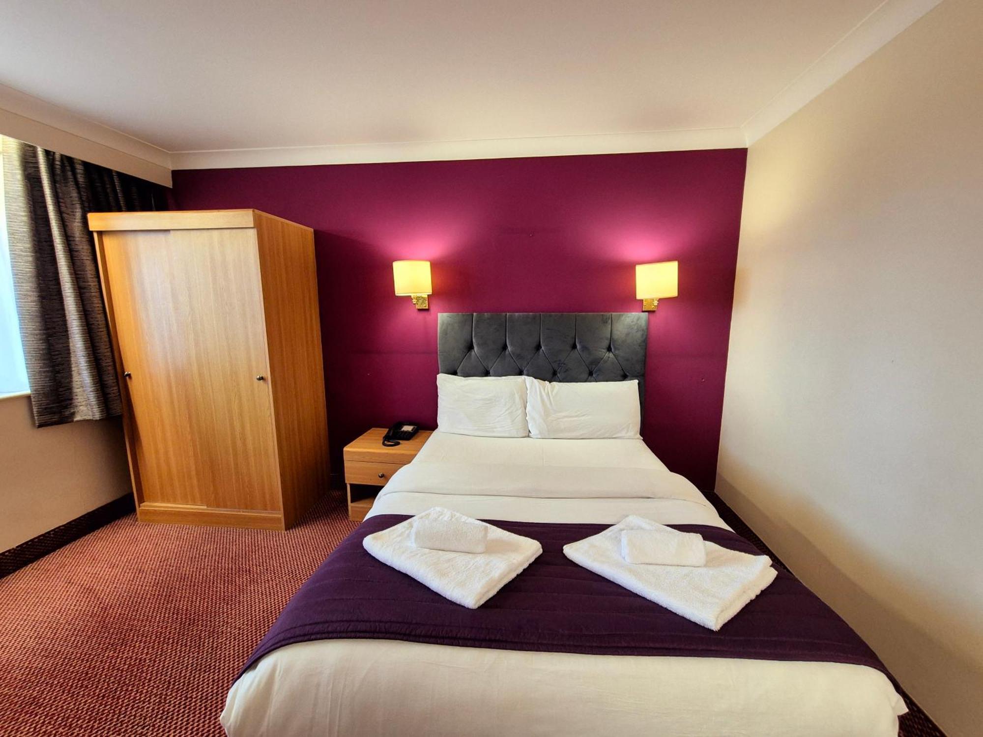 Supreme Inn Boston Swineshead 외부 사진