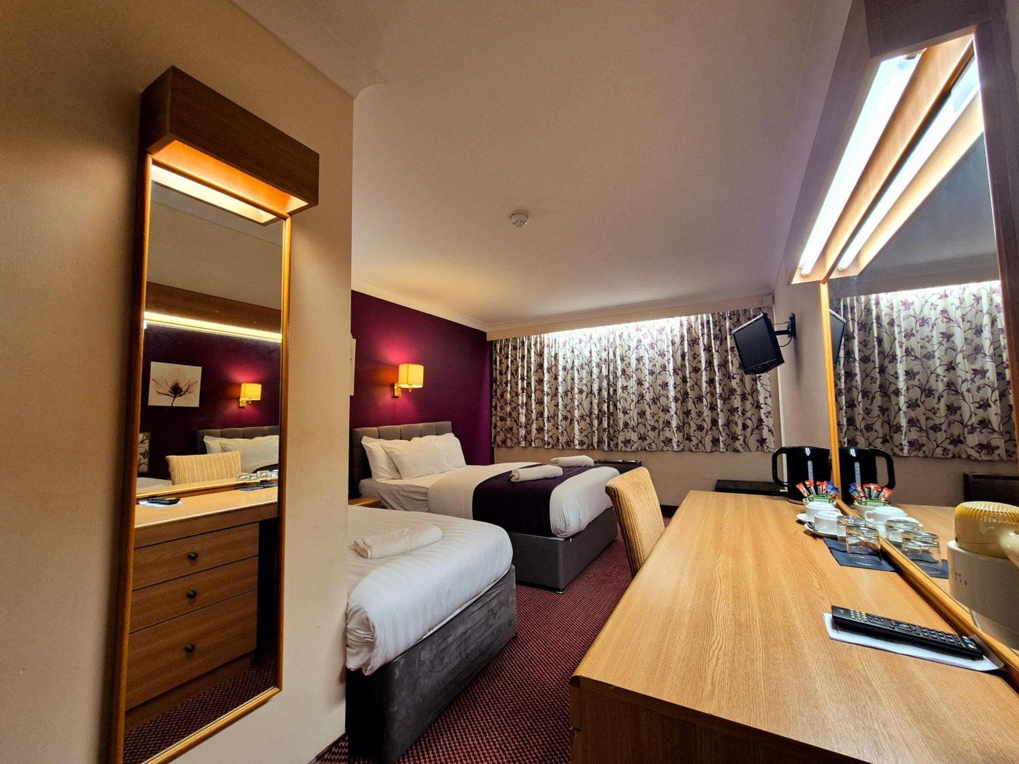 Supreme Inn Boston Swineshead 외부 사진