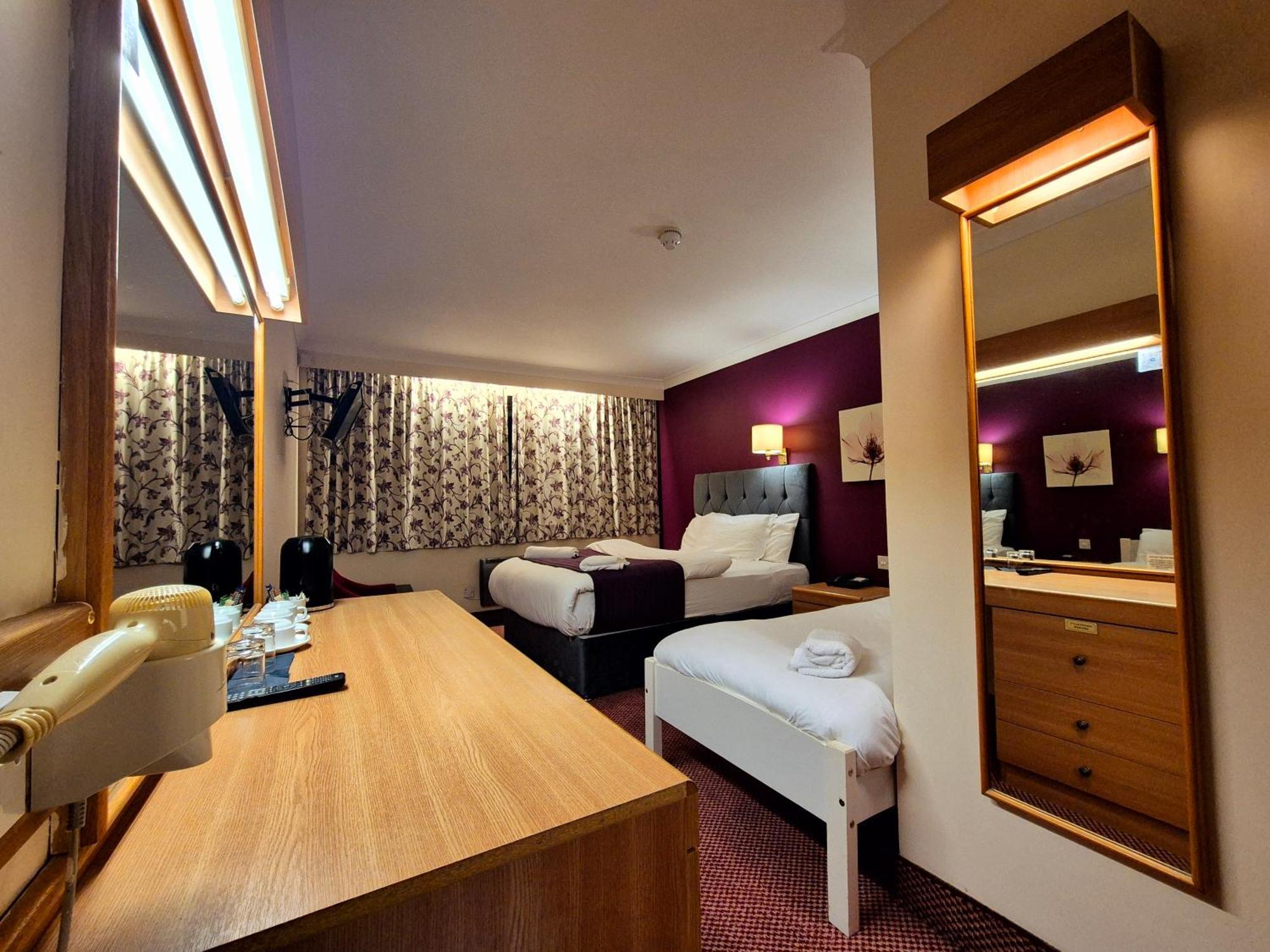 Supreme Inn Boston Swineshead 외부 사진