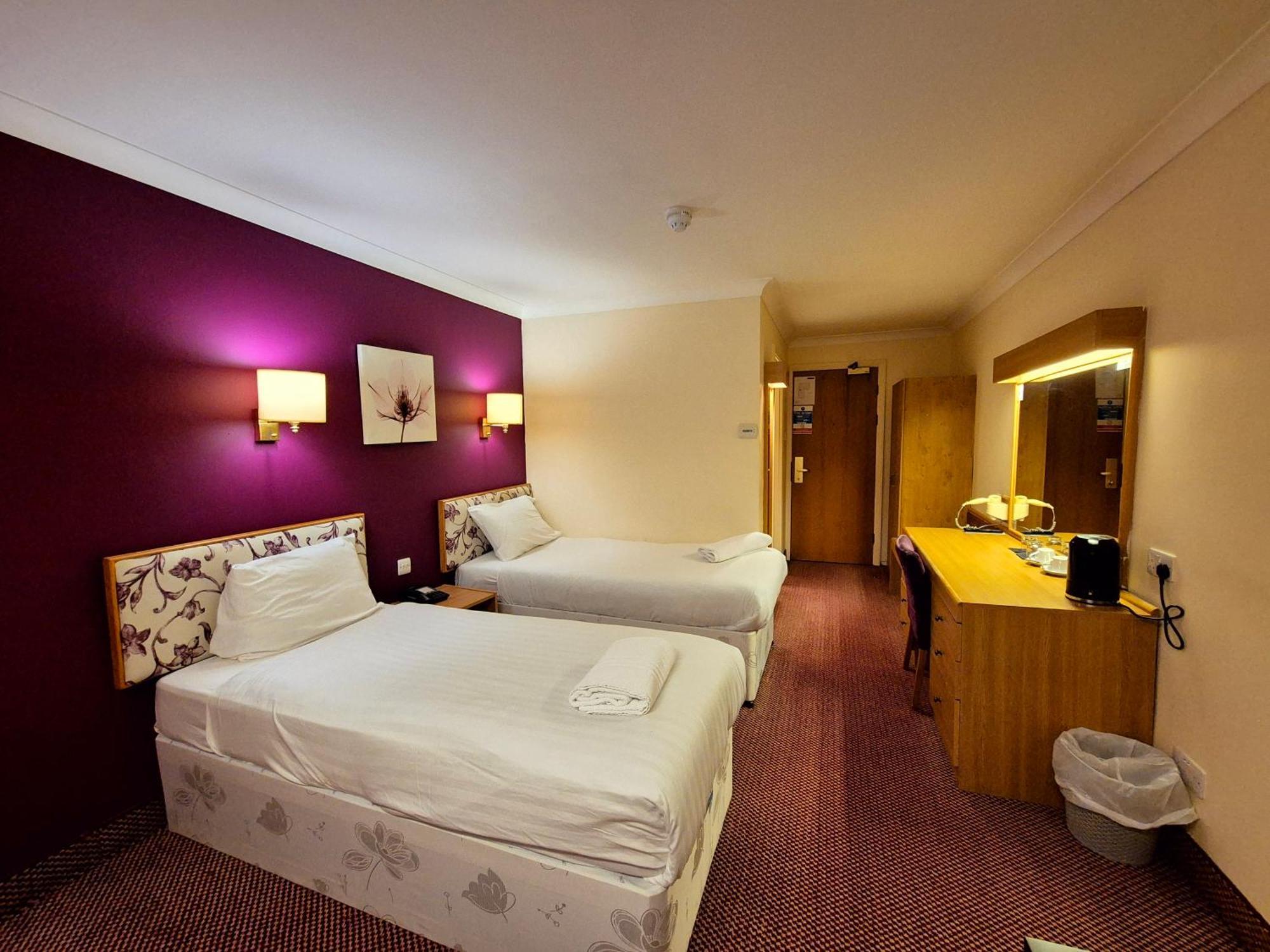 Supreme Inn Boston Swineshead 외부 사진