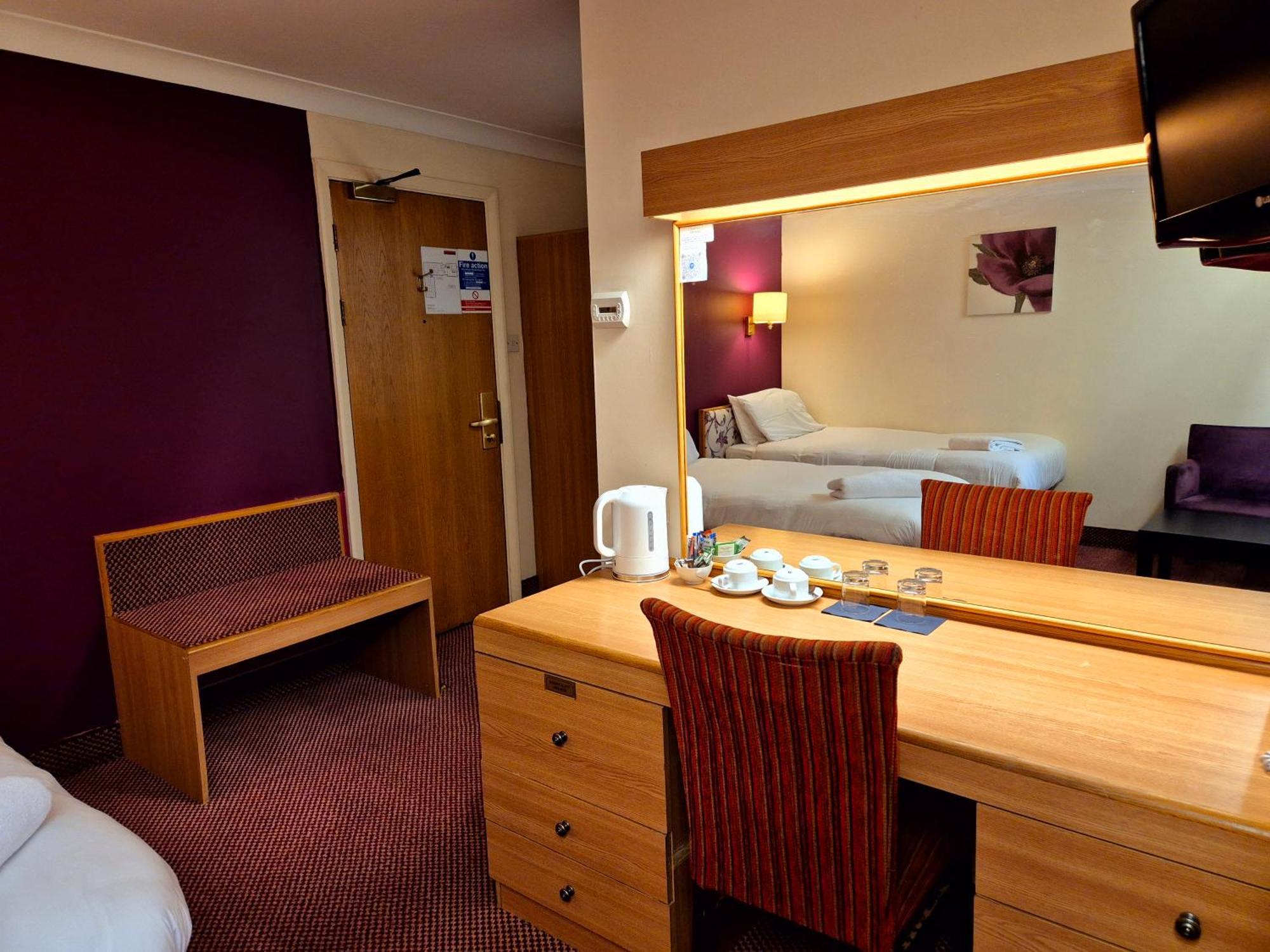 Supreme Inn Boston Swineshead 외부 사진