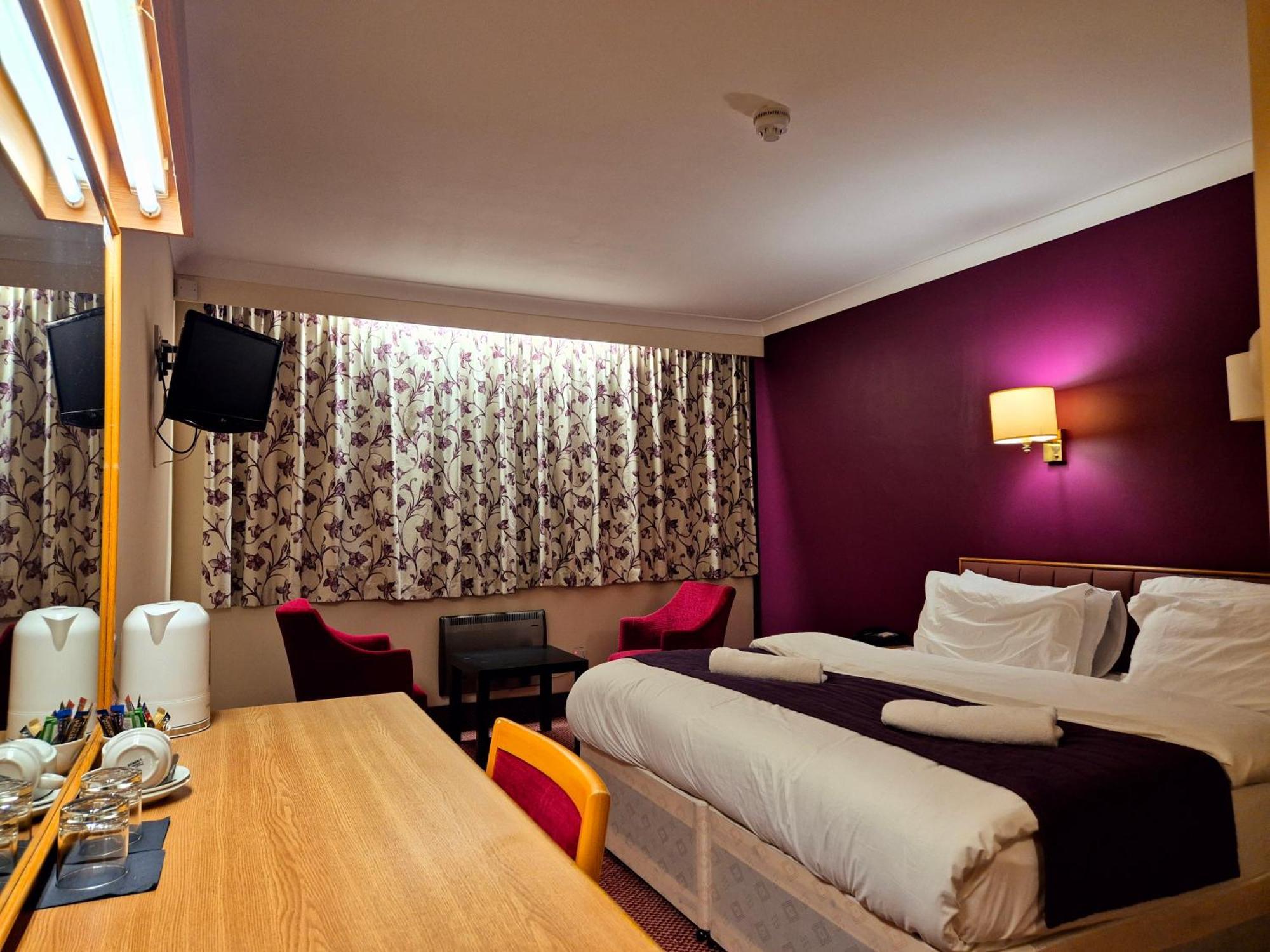Supreme Inn Boston Swineshead 외부 사진
